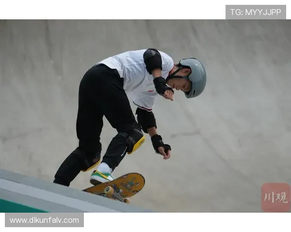 杭州飞盘队在滑板精英赛中的技术表现分析与点评