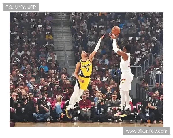 2018年10月老鹰队与骑士队激战回顾精彩瞬间与赛场亮点分析