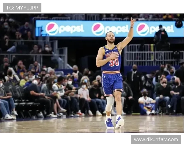 斯蒂芬库里如何改变篮球游戏的未来与潮流分析