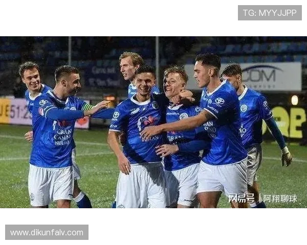 莫迪纳摩与喀山红宝石的精彩对决揭示足球战术与团队合作的魅力 莫迪纳摩与喀山红宝石的精彩对决揭示足球战术与团队合作的魅力