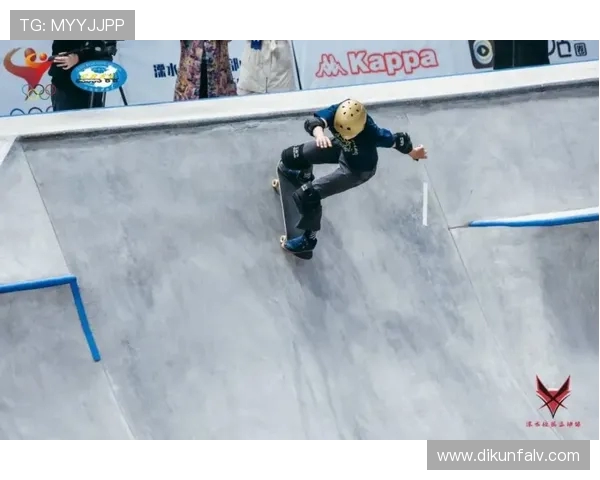 成都滑板队与北京滑板队赛后复盘分享比赛经验与战术分析