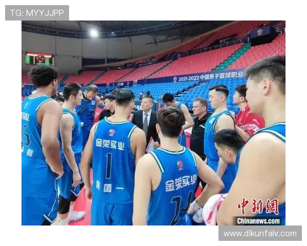 深圳篮球队与成都篮球队赛后分析实力对比与战术探讨 深圳篮球队与成都篮球队赛后分析实力对比与战术探讨